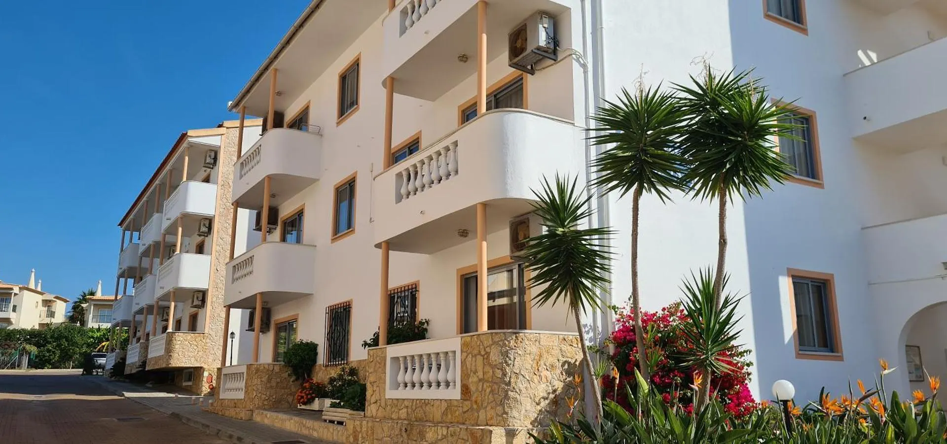 Apartamentos Cabrita Olhos de Agua  Apartment
